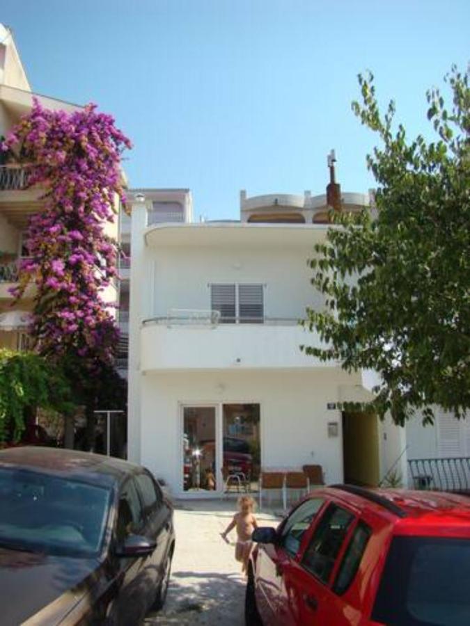 Apartment Martina Tučepi エクステリア 写真