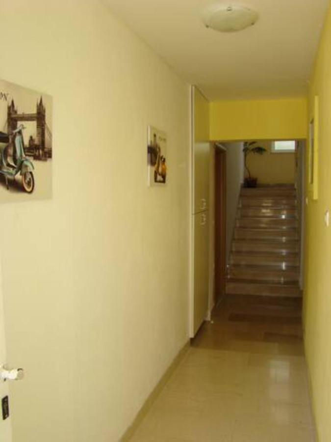 Apartment Martina Tučepi エクステリア 写真